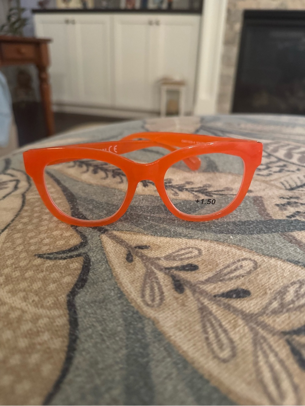 ❤️ Martha Stewart Premium Orange Reading Glasses +1.50